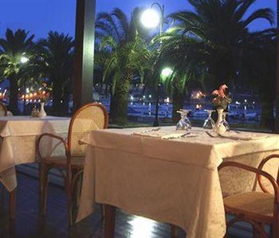 фото отеля Hotel Della Baia Portovenere