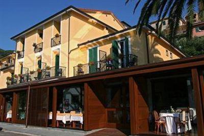 фото отеля Hotel Della Baia Portovenere