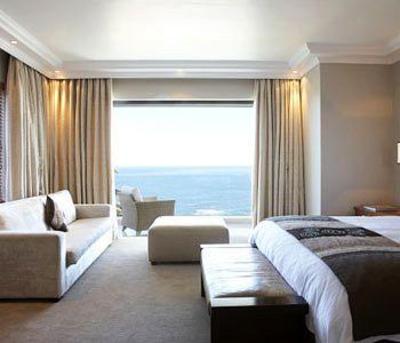 фото отеля The Clarendon Bantry Bay