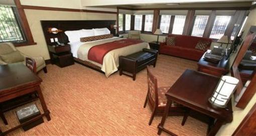 фото отеля Historic Park Inn Hotel