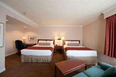 фото отеля Capital Hill Hotel & Suites