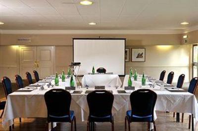 фото отеля Eight Acres Hotel & Leisure Club