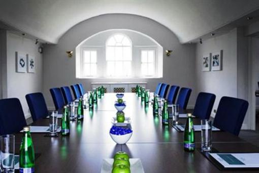 фото отеля De Vere Venues Hunton Park