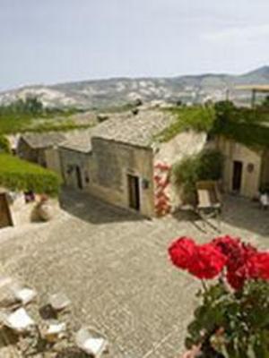фото отеля Agriturismo Baglio Fontana Buseto Palizzolo