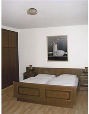 фото отеля Hotel und Restaurant Kronen Stuben