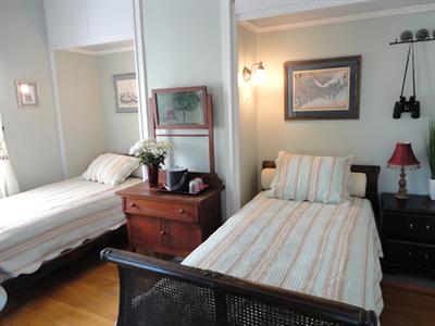фото отеля The Captain's Stay