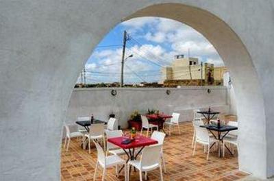 фото отеля Ocean Reef Hotel Marsascala