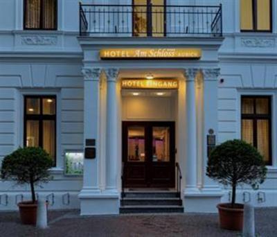 фото отеля Hotel am Schloss Aurich GmbH & Co. KG