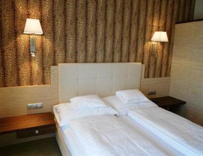 фото отеля Gokart Hotel