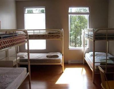 фото отеля C&N Backpackers Port Hardy