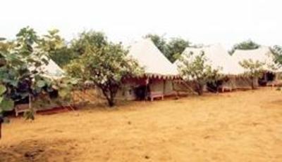 фото отеля Pari Desert Camp