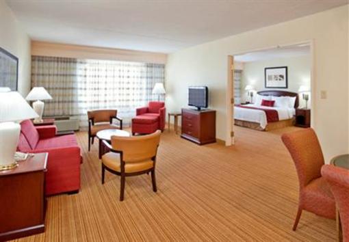 фото отеля Courtyard by Marriott Toronto Mississauga/Meadowvale