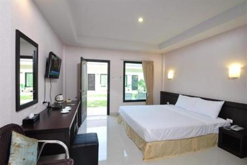 фото отеля The Natural Resort Phuket