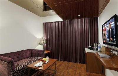 фото отеля The Richmond Hotel Bangalore