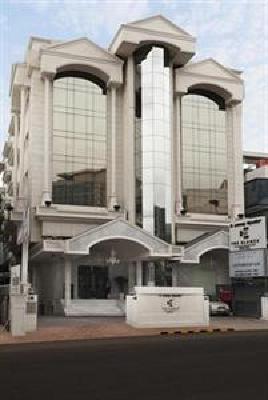 фото отеля The Richmond Hotel Bangalore