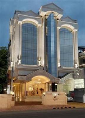 фото отеля The Richmond Hotel Bangalore