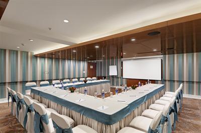 фото отеля The Richmond Hotel Bangalore