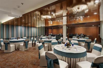 фото отеля The Richmond Hotel Bangalore