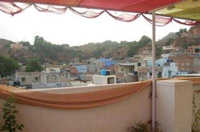 фото отеля Shyam Palace Paying Guest House