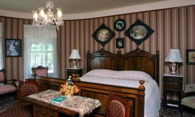 фото отеля Oakenwald Terrace Bed & Breakfast Chatfield