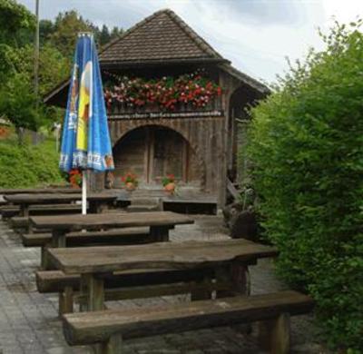 фото отеля Gasthof Baren Ruegsau
