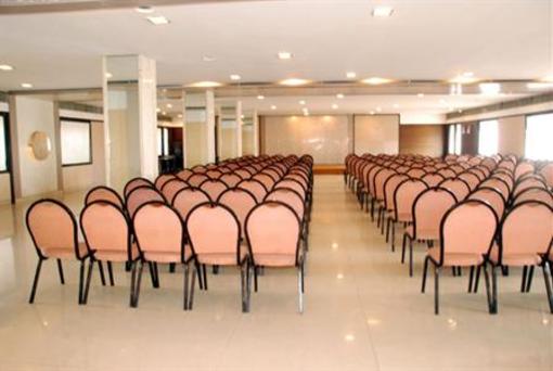 фото отеля Hotel Rajadhani