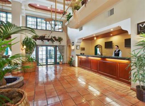 фото отеля Quality Suites San Luis Obispo