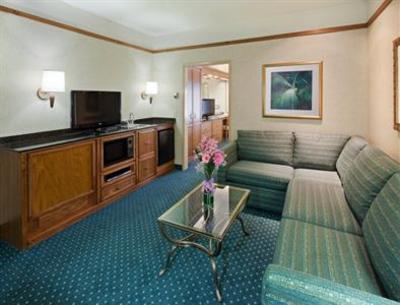фото отеля Quality Suites San Luis Obispo