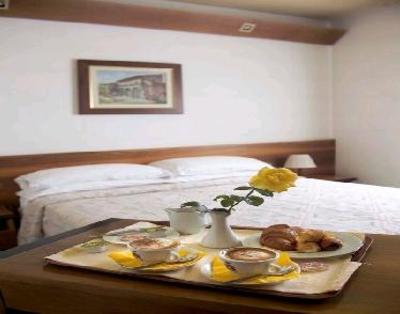 фото отеля Hotel Restaurant Dante