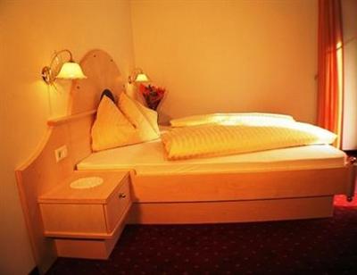 фото отеля Hotel Laerchenhain