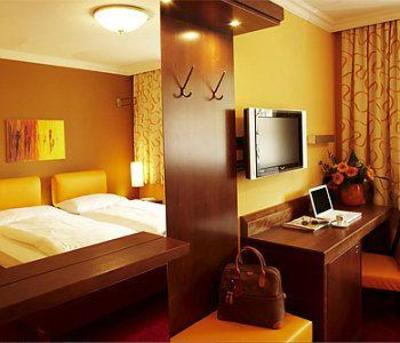 фото отеля Hotel Zur Post Salzburg