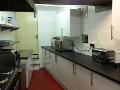 фото отеля Journeys Dover Hostel