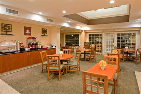 фото отеля Staybridge Suites Torrance