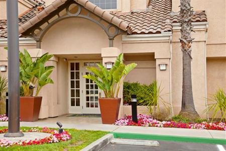 фото отеля Staybridge Suites Torrance