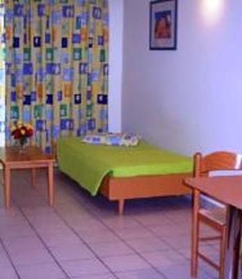 фото отеля Artemis Hotel Apartments