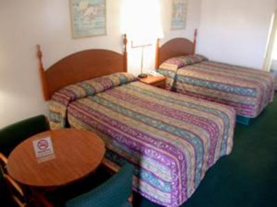 фото отеля Sandcastle Inn Tybee Island