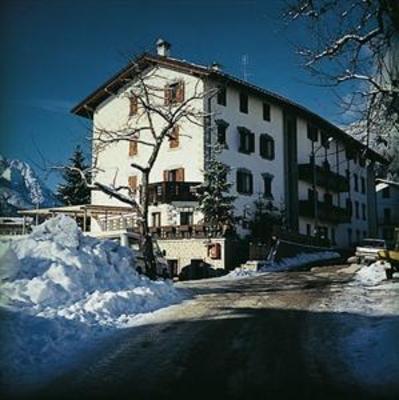 фото отеля Orovacanze Hotel Villa Alpina