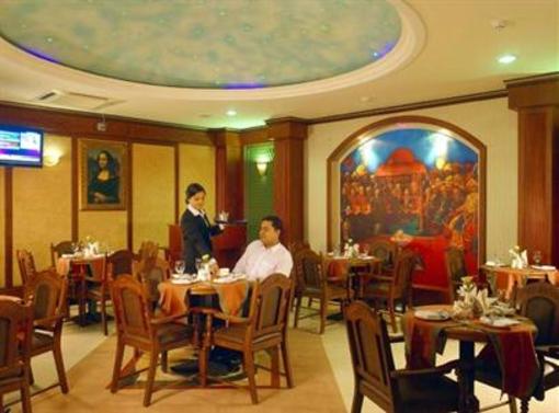 фото отеля Regant Lake Palace Hotel
