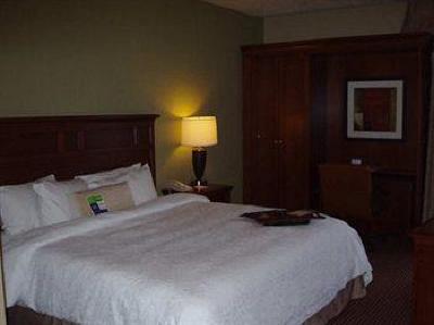 фото отеля Hampton Inn Newburgh West Point