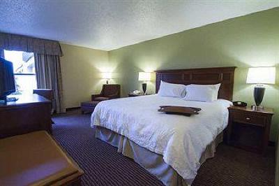 фото отеля Hampton Inn Newburgh West Point