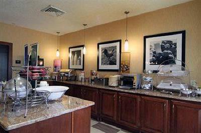 фото отеля Hampton Inn Newburgh West Point