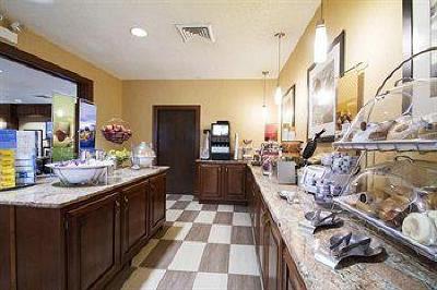 фото отеля Hampton Inn Newburgh West Point
