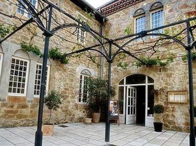 фото отеля Le Prieure Hotel-Restaurant