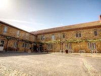Le Prieure Hotel-Restaurant