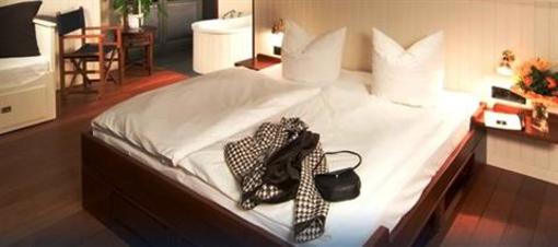 фото отеля Domitzer Hafen Hotel Domitz