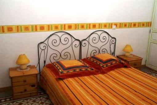 фото отеля Gite des Figourieres Bed & Breakfast Sainte-Anastasie