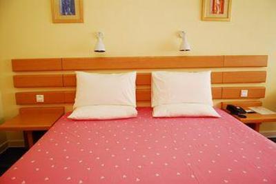 фото отеля Home Inn Wuhan Xiaodongmen