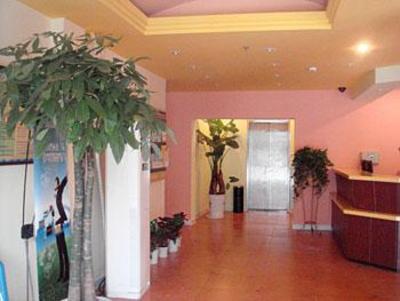 фото отеля Home Inn Wuhan Xiaodongmen