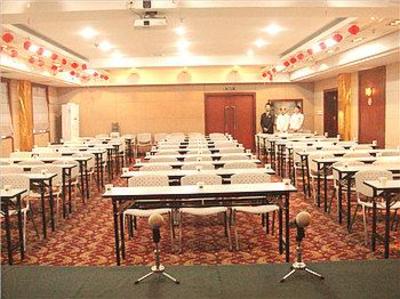 фото отеля Home Inn Wuhan Xiaodongmen