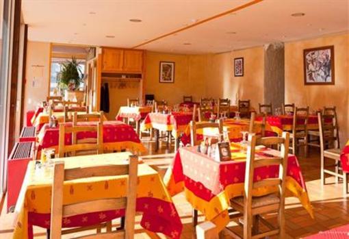 фото отеля Hotel Restaurant Les Alpins